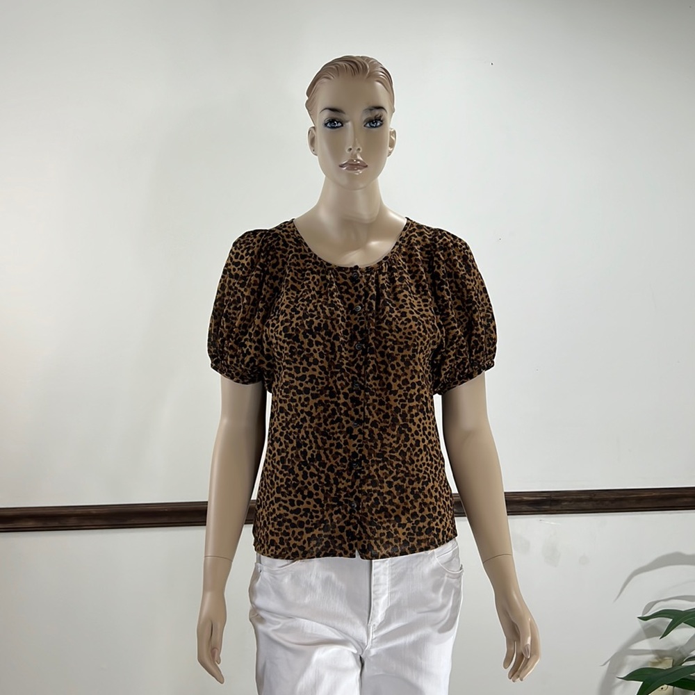 Madewell short sleeved animal print blouse